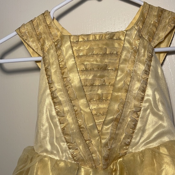 Belle Costume - Picture 2 of 7